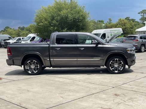Used 2021 RAM 1500 Limited AWD/4WD image 10