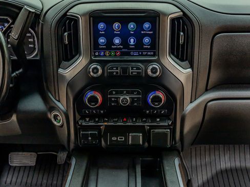 Used 2022 GMC Sierra 3500 Denali image 24