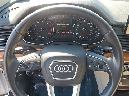 Certified 2023 Audi Q5 2.0T Premium w/ Convenience Package image 16