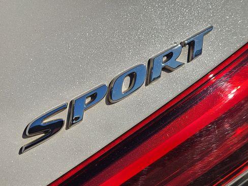 Certified 2022 Honda Civic Sport image 12