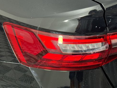 Used 2021 Volkswagen Jetta S w/ Driver Assistance Package image 32