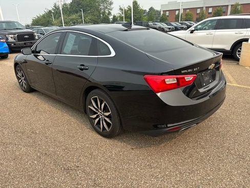 Used 2016 Chevrolet Malibu LT FWD image 4