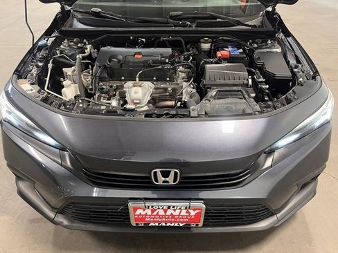 Used 2023 Honda Civic Sport image 9