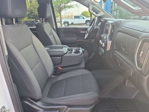 Used 2022 GMC Sierra 2500 SLE w/ SLE Value Package; AWD/4WD image 23