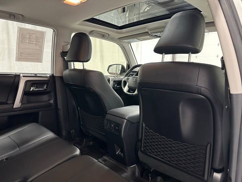 Used 2020 Toyota 4Runner Limited AWD/4WD image 52