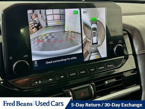 Used 2022 Nissan Pathfinder Platinum w/ Cargo Package image 16