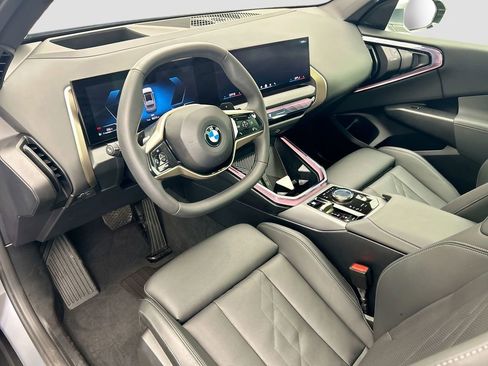 Certified 2025 BMW X3 xDrive30i w/ Premium Package image 9