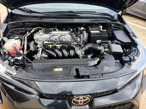 Used 2021 Toyota Corolla LE FWD image 43
