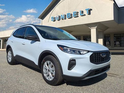 New 2025 Ford Escape Active w/ Tech Pack #1 image 1