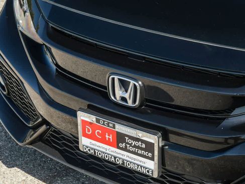 Used 2018 Honda Civic EX image 5
