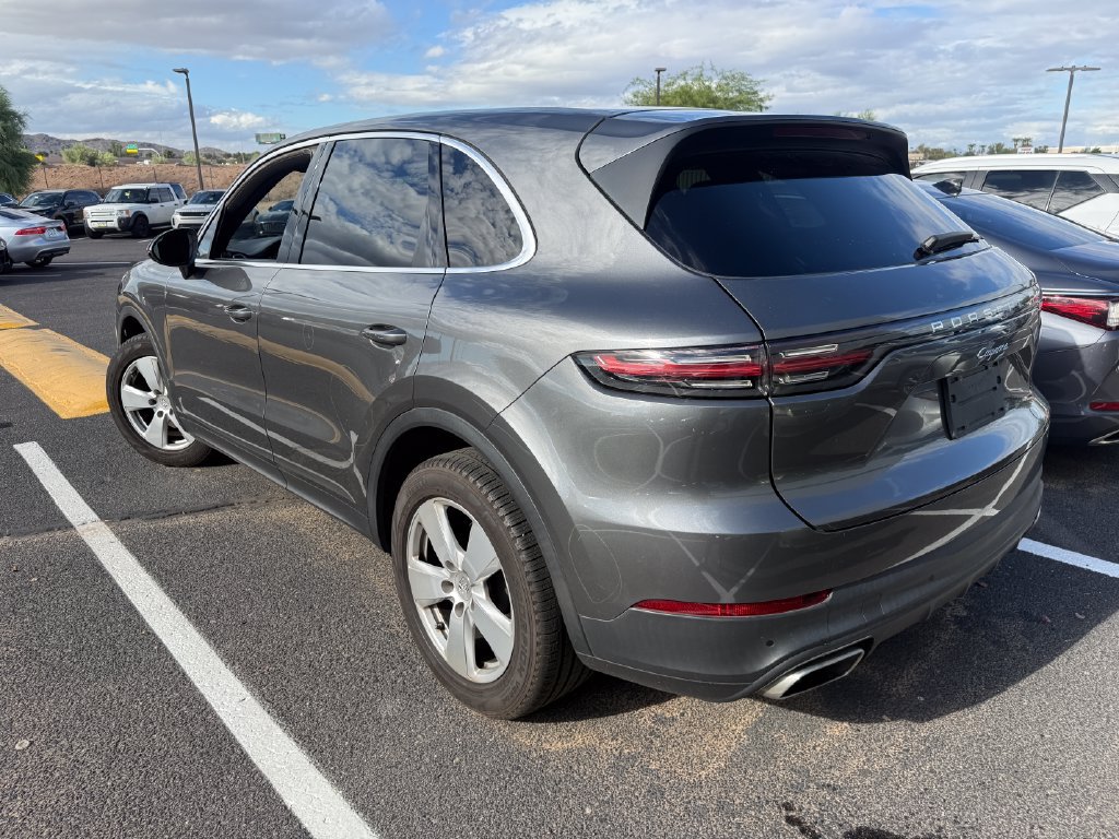 Used 2019 Porsche Cayenne AWD/4WD image 2