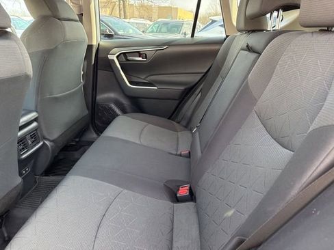 Used 2021 Toyota RAV4 XLE image 18