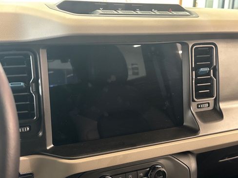 Certified 2023 Ford Bronco Wildtrak AWD/4WD image 17