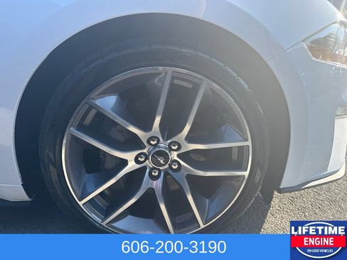 Used 2021 Ford Mustang GT RWD image 6