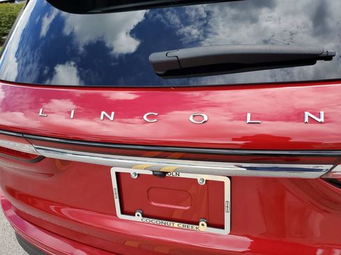 Used 2023 Lincoln Corsair Reserve image 5