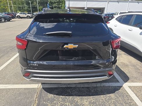 Certified 2024 Chevrolet Trax LT w/ Driver Confidence Package FWD image 6