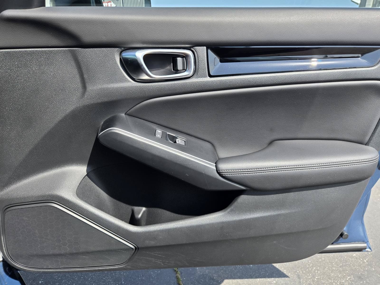 Used 2025 Honda Civic Sport Touring image 34