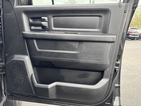 Used 2018 RAM 1500 Express w/ Express Value Package AWD/4WD image 19