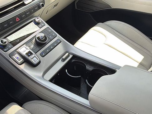 Used 2025 Hyundai Palisade Calligraphy FWD image 29
