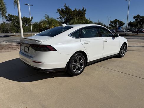 Used 2023 Honda Accord EX image 4