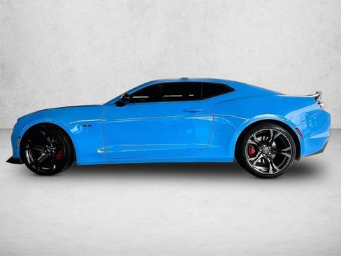Used 2023 Chevrolet Camaro SS RWD image 6