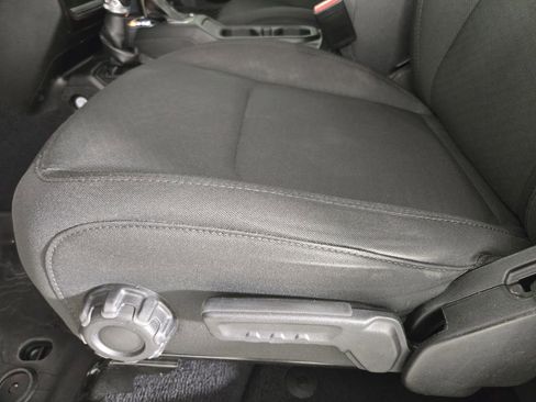Used 2022 Jeep Gladiator Sport AWD/4WD image 25