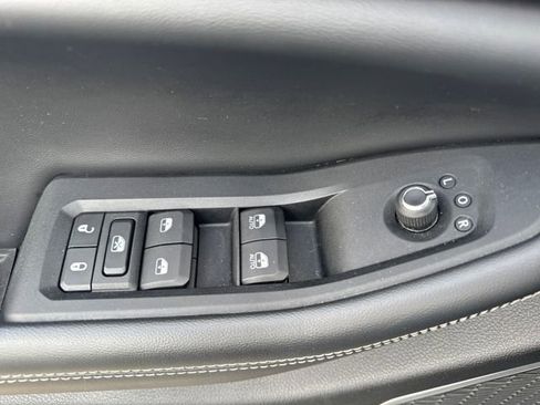 Used 2022 Jeep Grand Cherokee L Limited image 20