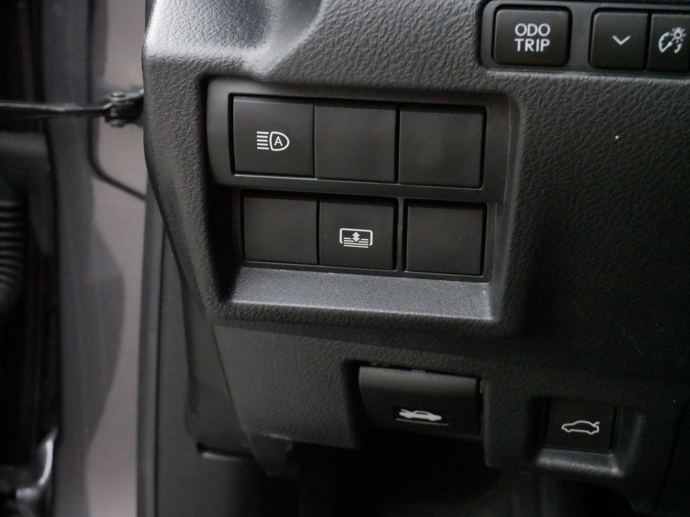 Used 2024 Lexus IS 300 w/ Premium Package RWD image 27