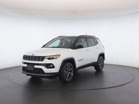 New 2026 Jeep Compass Limited w/ Sun, Sound & Navigation Group image 36