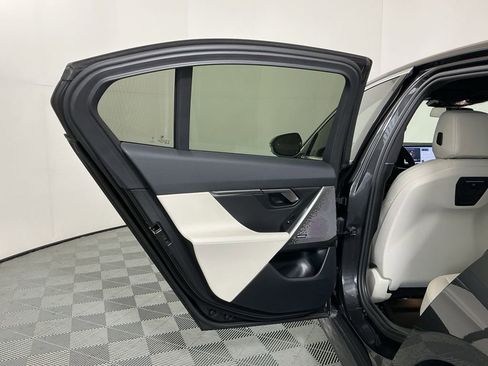 Certified 2024 BMW 530i w/ Premium Package RWD image 24
