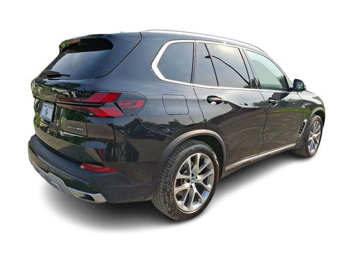 Used 2024 BMW X5 xDrive40i w/ Premium Package AWD/4WD image 6