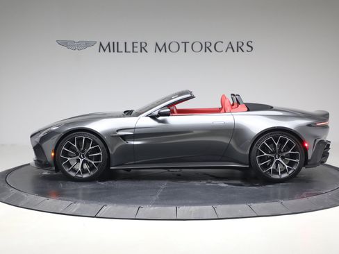 Used 2026 Aston Martin V8 Vantage Roadster image 3
