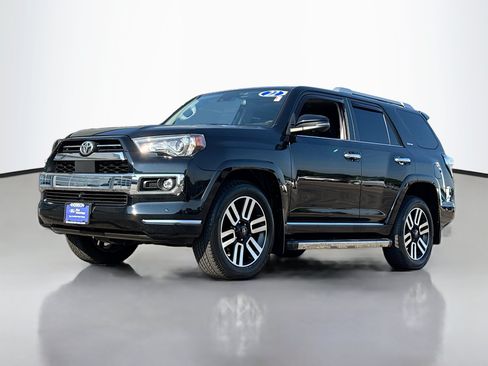 Used 2022 Toyota 4Runner Limited AWD/4WD image 13