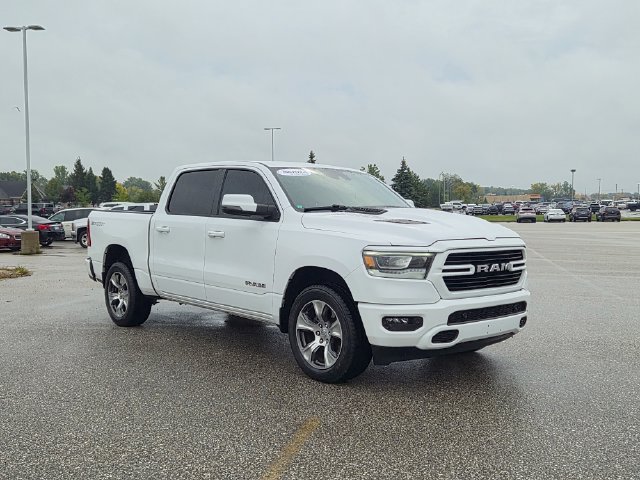 Used 2023 RAM 1500 Laramie AWD/4WD image 3
