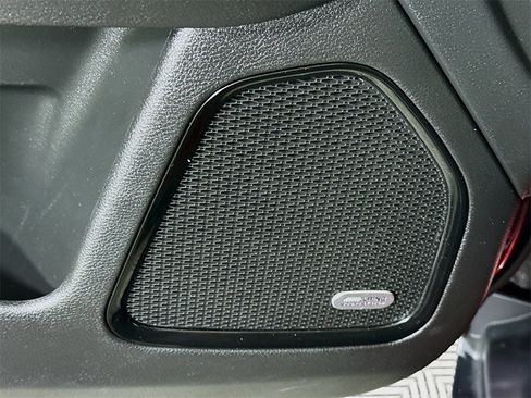 Used 2022 Jeep Compass Limited w/ Sun and Sound Group image 12