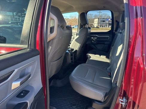 Used 2019 RAM 1500 Big Horn image 12