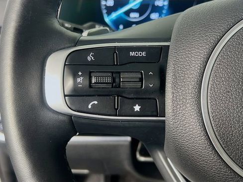 Used 2025 Kia Sportage SX Prestige AWD/4WD image 17