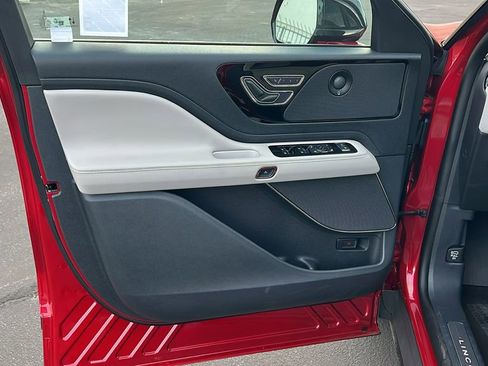 New 2026 Lincoln Aviator Reserve w/ Illumination Package image 11