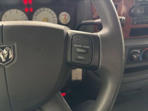 Used 2006 Dodge Ram 1500 Truck SLT w/ Quad Cab Big Horn Value Group image 31