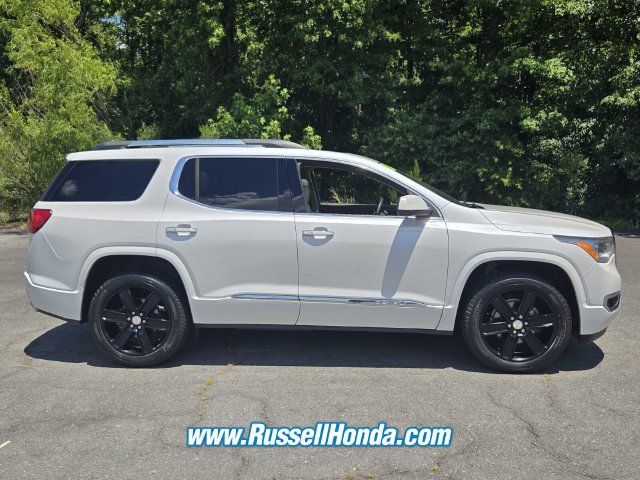 Used 2019 GMC Acadia Denali w/ Technology Package FWD image 2