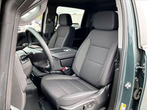 New 2026 Chevrolet Silverado 1500 Custom Trail Boss w/ LPO, Dark Essentials Package AWD/4WD image 10