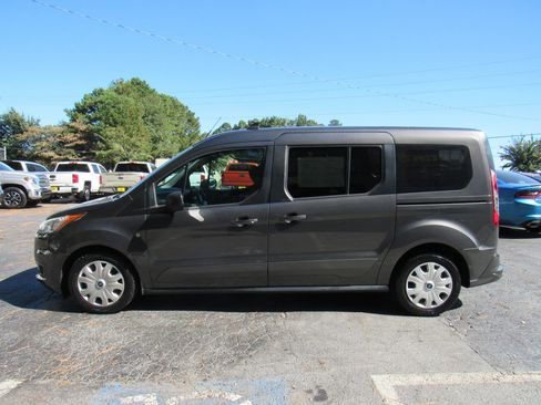 Used 2019 Ford Transit Connect XLT w/ Driver-Assist Package FWD image 4