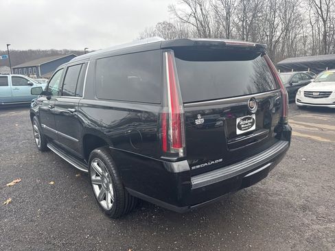 Used 2015 Cadillac Escalade ESV Luxury image 15