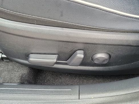 Used 2023 Kia Forte GT-Line w/ GT-Line Premium Package FWD image 7