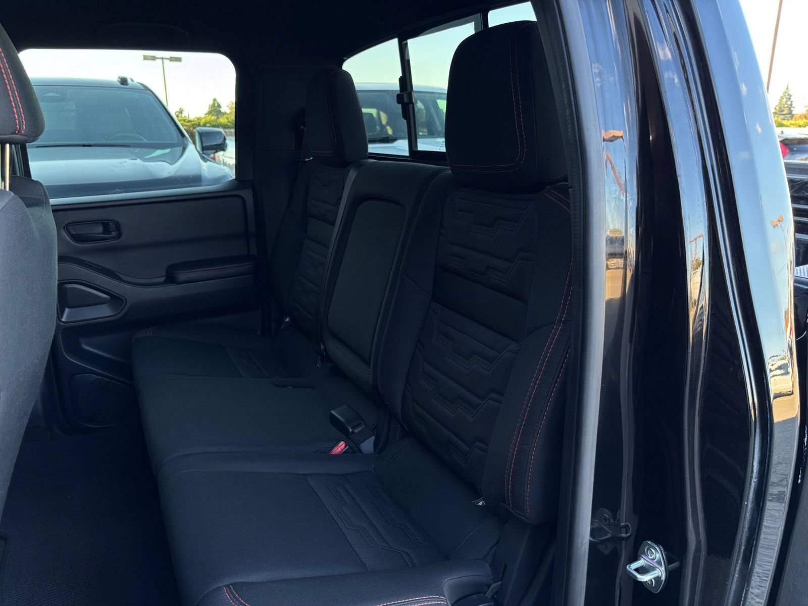 Used 2026 Nissan Frontier PRO-4X AWD/4WD image 38