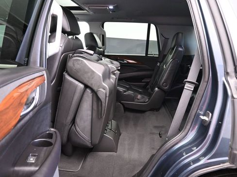 Used 2019 Cadillac Escalade Luxury image 39