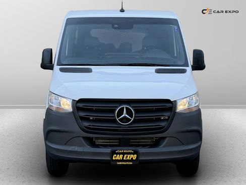 Used 2023 Mercedes-Benz Sprinter 2500 image 3