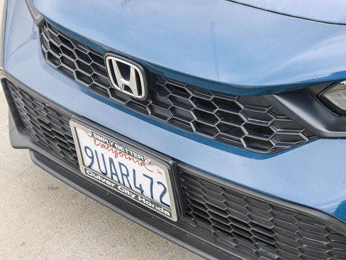 Used 2025 Honda Civic Sport image 5