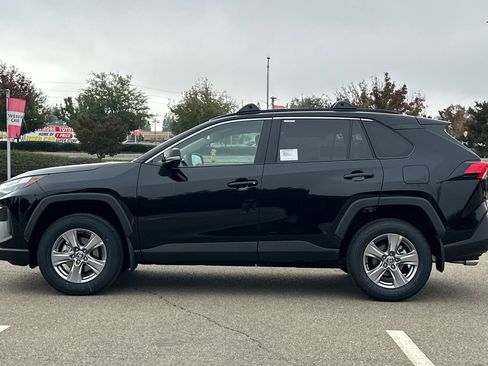 New 2025 Toyota RAV4 XLE image 9