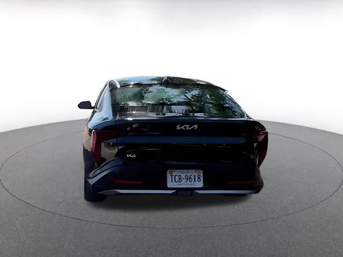Used 2025 Kia K4 FWD image 10
